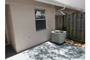 5203 Glencove Lane, West Palm Beach, FL 33415 - MLS#B26012519