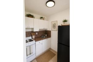 420 10th Street, Miami, FL 33136 - MLS#B26012545