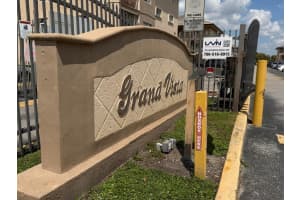 8851 Nw 119th Street 2222-2, Hialeah Gardens, Fl 33018, Hialeah Gardens