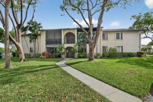 511 Shady Pine Way D2, Greenacres, Fl 33415, Greenacres