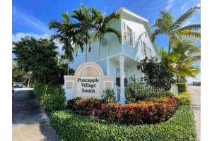 902 Federal Highway, Lake Worth Beach, FL 33460 - MLS#B26012558