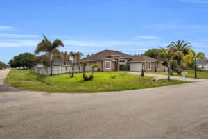 1114 Kalevala Drive, Port Saint Lucie, FL 34953 - MLS#B26012593