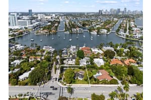 2681 Harbor Beach Parkway, Fort Lauderdale, FL 33316 - MLS#B26012601