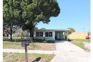 521 22nd Street, Fort Pierce, FL 34950 - MLS#B26012603