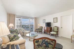 1801 Flagler Drive, West Palm Beach, FL 33401 - MLS#B26012606