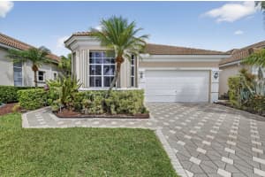 6935 Fairway Lakes Drive, Boynton Beach, FL 33472 - MLS#B26012608