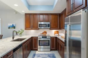 814 Bay Colony Dr Drive, Juno Beach, FL 33408 - MLS#B26012615