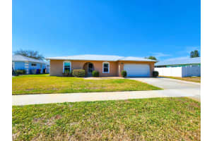 585 24th Avenue, Vero Beach, FL 32962 - MLS#B26012643