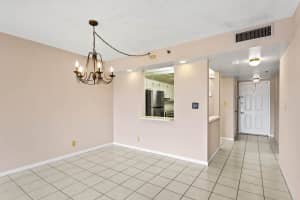 3001 Rolling Hills Circle, Davie, FL 33328 - MLS#B26012656