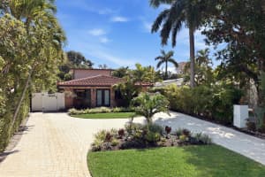 702 Atlantic Drive, Lantana, FL 33462 - MLS#B26012657