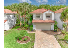 10414 Buena Ventura Drive, Boca Raton, FL 33498 - MLS#B26012659