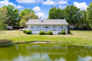 7327 Glidden Lane, Pensacola, FL 32526 - MLS#B26012662