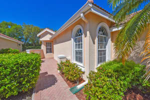 650 Treasure Cove, Port Saint Lucie, FL 34986 - MLS#B26012684