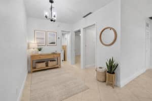 815 Middle River Drive, Fort Lauderdale, FL 33304 - MLS#B26012685