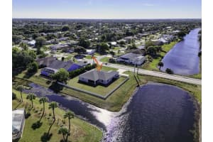 2501 Mariposa Avenue, Port Saint Lucie, FL 34952 - MLS#B26012729