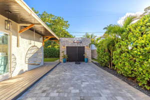 726 Lytle Street, West Palm Beach, FL 33405 - MLS#B26012733