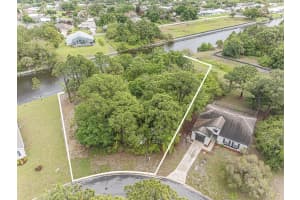 116 Dahl Avenue, Sebastian, FL 32958 - MLS#B26012736