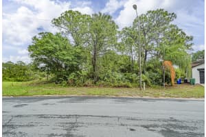 116 Dahl Avenue, Sebastian, FL 32958 - MLS#B26012736