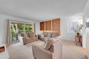 117 Gardens Drive, Pompano Beach, FL 33069 - MLS#B26012737