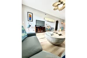 112 Bayfront Drive, Boynton Beach, FL 33435 - MLS#B26012758