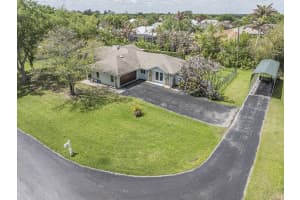 595 45th Court, Vero Beach, FL 32968 - MLS#B26012764