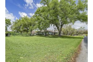 595 45th Court, Vero Beach, FL 32968 - MLS#B26012764