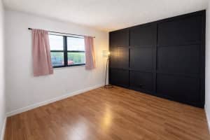 2001 Woolbright Road, Boynton Beach, FL 33426 - MLS#B26012775