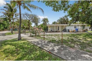 5265 15th Avenue, Pompano Beach, FL 33064 - MLS#B26012787