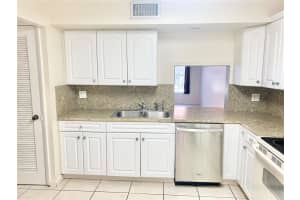 680 Tennis Club Drive, Fort Lauderdale, FL 33311 - MLS#B26012803