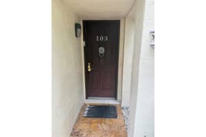 19428 26th Avenue, Miami, FL 33180 - MLS#B26012811