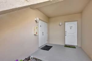 3209 Lakeview Circle, Hutchinson Island, FL 34949 - MLS#B26012814