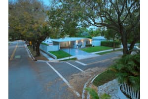 747 Avon Road, West Palm Beach, FL 33401 - MLS#B26012826