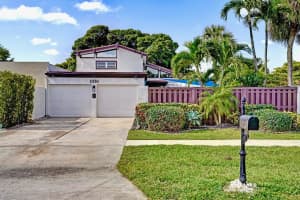 5330 Stonybrook Drive, Boynton Beach, FL 33437 - MLS#B26012869