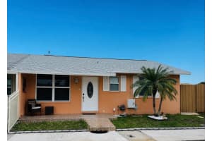 952 Sumter Rd Road, West Palm Beach, FL 33415 - MLS#B26012881