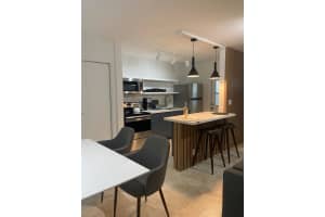 2404 33rd Avenue, Fort Lauderdale, FL 33305 - MLS#B26012887