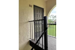 331 Knotty Pine Circle, Greenacres, FL 33463 - MLS#B26012901