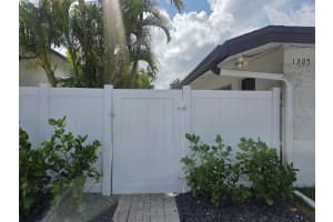 1301 16th Terrace, Fort Lauderdale, FL 33304 - MLS#B26012903