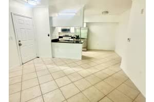 6475 Emerald Dunes Drive, West Palm Beach, FL 33411 - MLS#B26012904