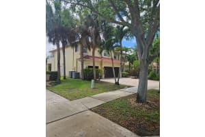 13382 Lakepointe Circle, Cooper City, FL 33330 - MLS#B26012906