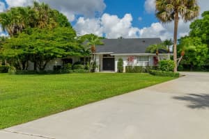 15575 Woodmar Court, Wellington, FL 33414 - MLS#B26012915