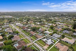 1640 10th Street, Boca Raton, FL 33486 - MLS#B26012928