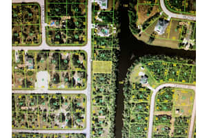 286 Salisbury Street, Port Charlotte, FL 33954 - MLS#B26012939
