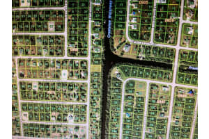 286 Salisbury Street, Port Charlotte, FL 33954 - MLS#B26012939