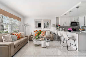 1012 Lincoln A, Boca Raton, FL 33434, Boca Raton, FL 33434 - MLS#B26012961