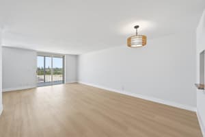 5700 2nd Avenue, Boca Raton, FL 33487 - MLS#B26012966