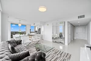 610 Las Olas Boulevard, Fort Lauderdale, FL 33312 - MLS#B26012982