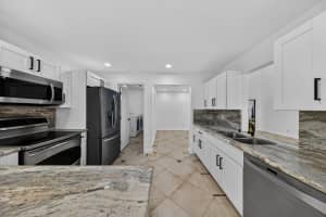 6194 Laurel Lane, Tamarac, FL 33319 - MLS#B26013019