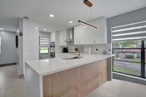 21675 Tall Palm Circle, Boca Raton, FL 33433 - MLS#B26013021