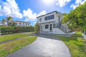 130 31st Court, Miami, FL 33135 - MLS#B26013023