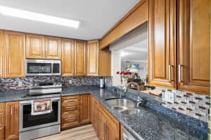 15355 Lakes Of Delray Boulevard, Delray Beach, FL 33484 - MLS#B26013026